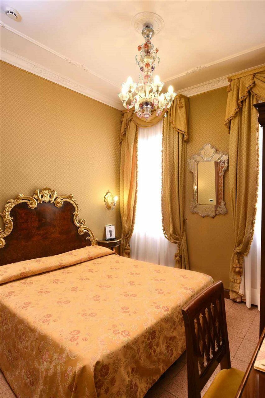Hotel San Moise Venice Exterior photo